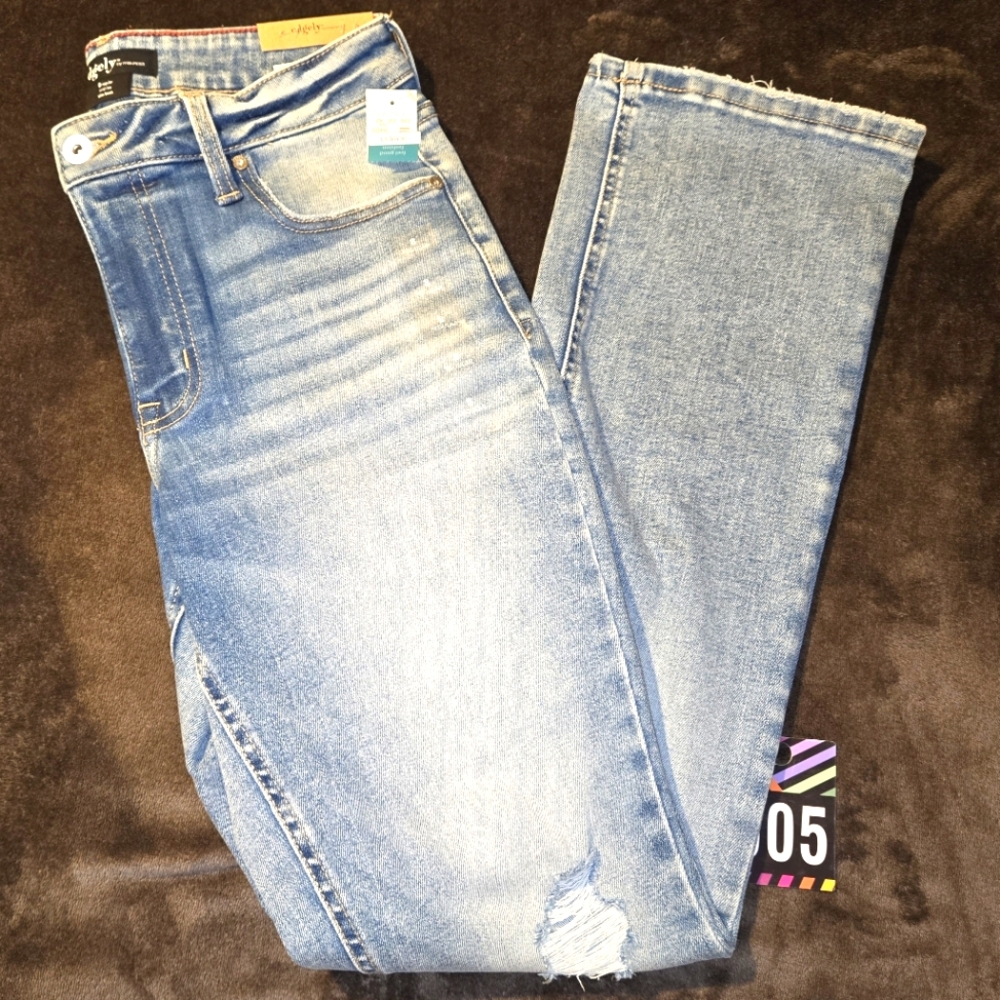 Maurices Edgely Womens 8 Regular Slim Boot Mid Rise Jeans (8R)
